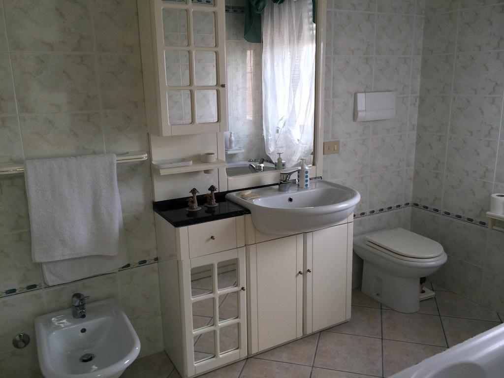 B&B Mirella Città Sant'Angelo Værelse billede
