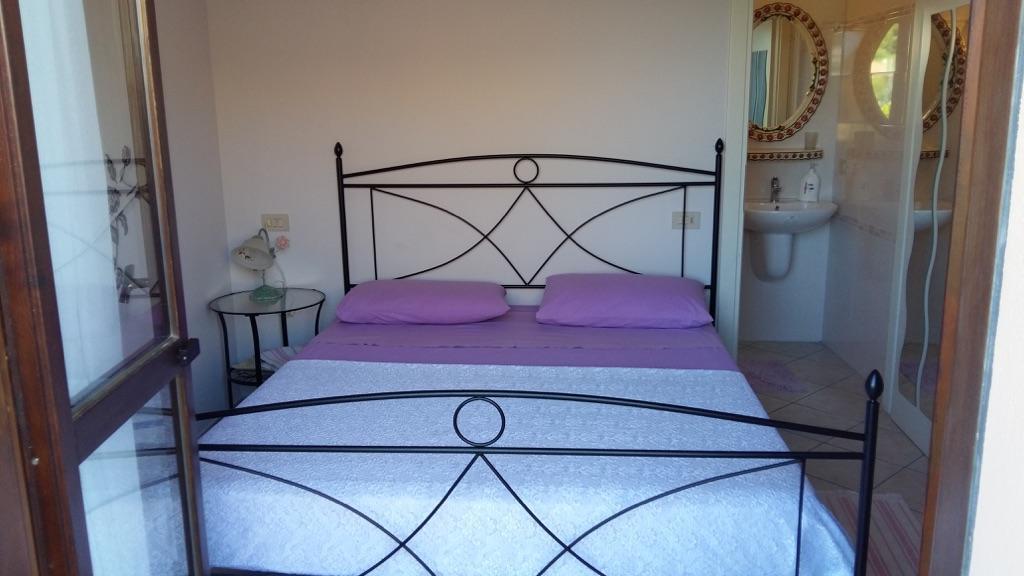 B&B Mirella Città Sant'Angelo Eksteriør billede